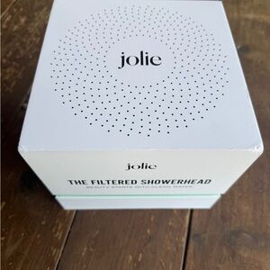 Jolie Filtered Showerhead in Black